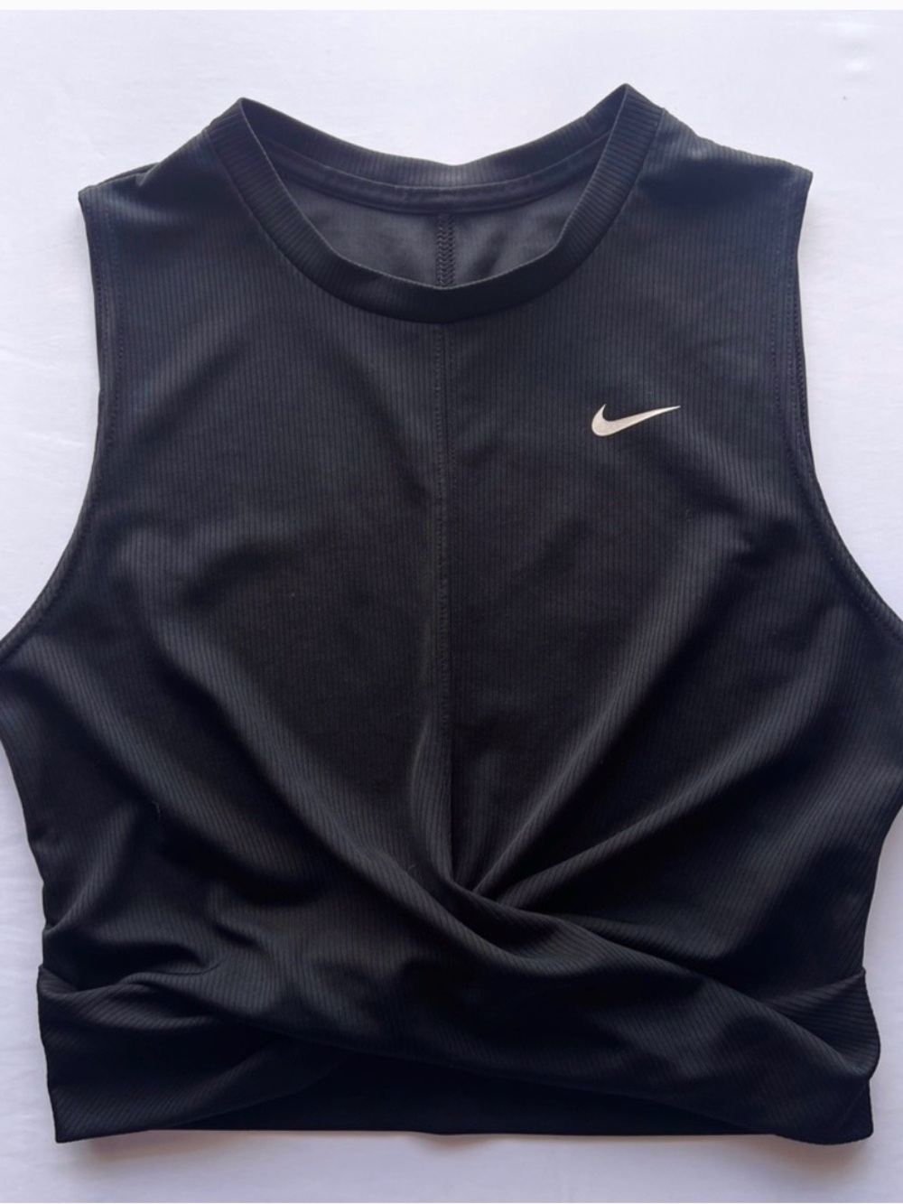 Double Pack Nike Black & White Dri-FIT Sleeveless Crop Tank size Medium - Picture 4 of 6
